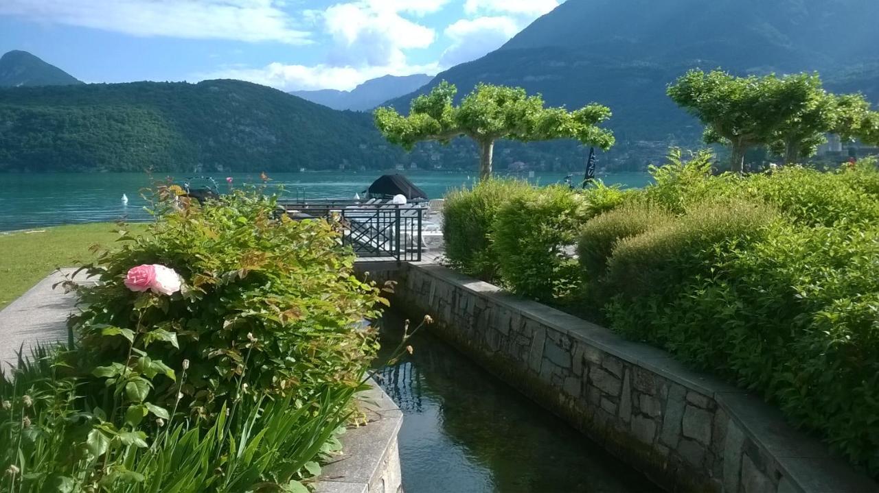 Logement Atypique Avec Vue Unique Panoramique Sur Le Lac D'Annecy, Dans Une Residence Avec Plage Et Ponton Privee Sur La Commune De دْوا المظهر الخارجي الصورة