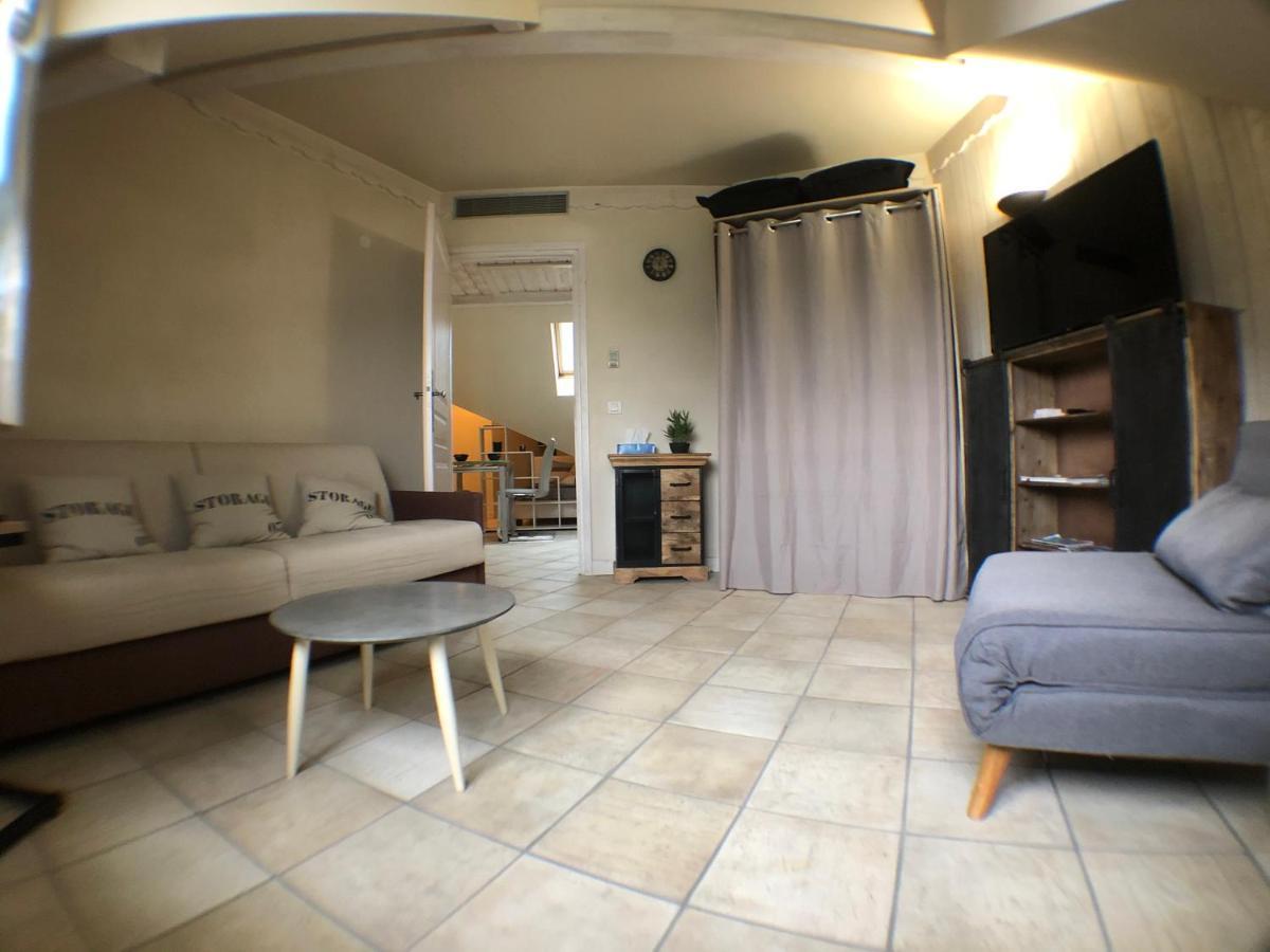 Logement Atypique Avec Vue Unique Panoramique Sur Le Lac D'Annecy, Dans Une Residence Avec Plage Et Ponton Privee Sur La Commune De دْوا المظهر الخارجي الصورة