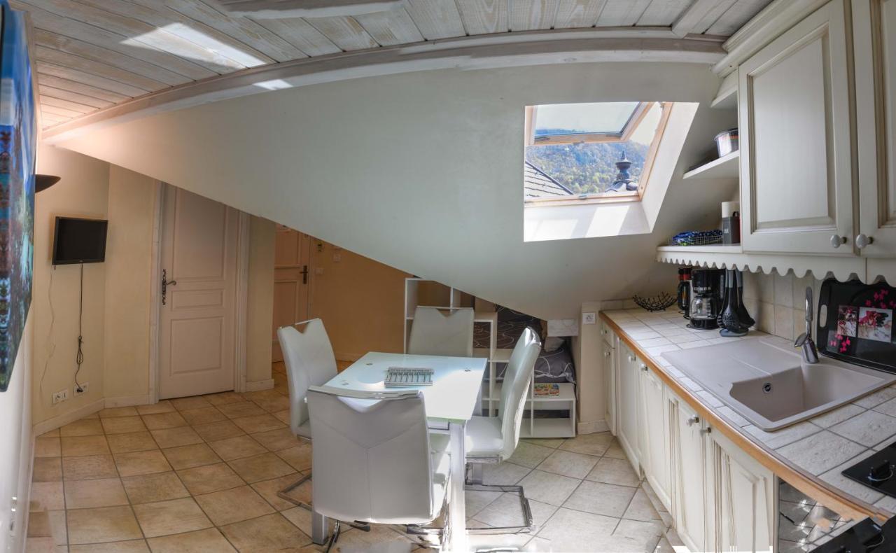 Logement Atypique Avec Vue Unique Panoramique Sur Le Lac D'Annecy, Dans Une Residence Avec Plage Et Ponton Privee Sur La Commune De دْوا المظهر الخارجي الصورة